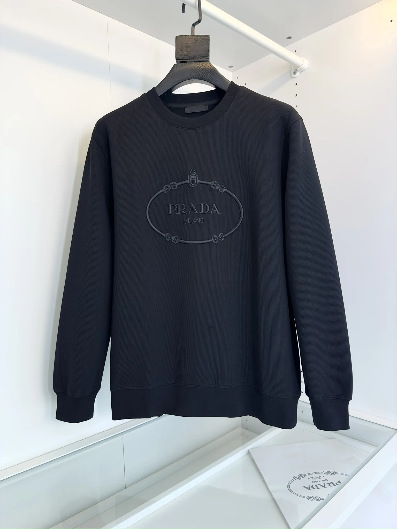 Prada pulóver