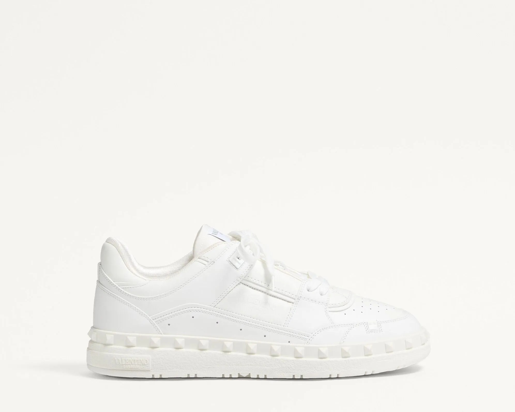 Valentino Freedots